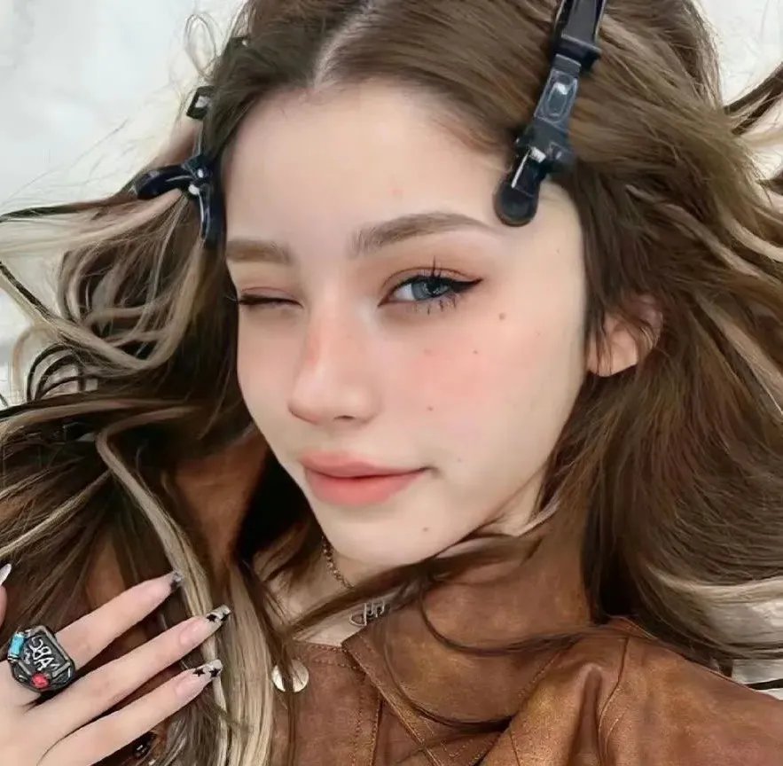 伊莎贝拉